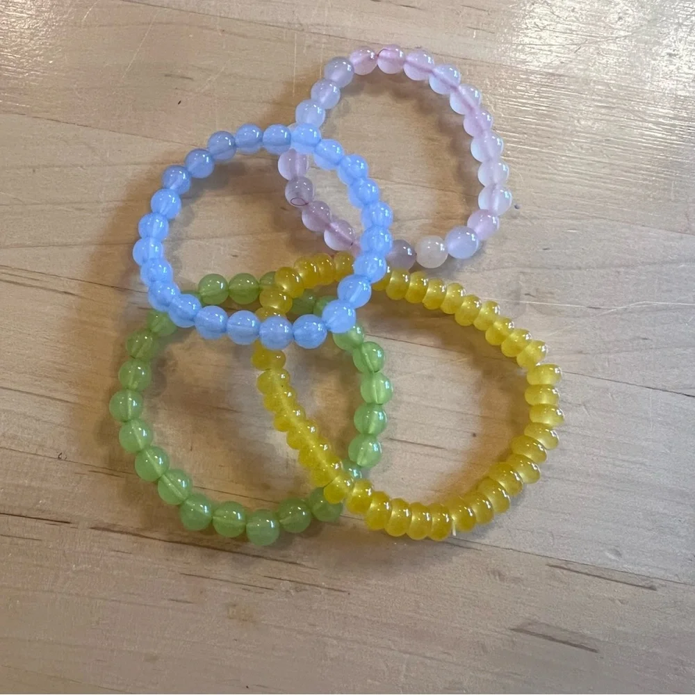 ✅Pastel set four Beaded stack Bracelets stretch elastic blue pink green yellow